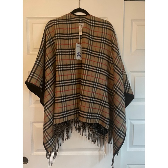 NEW Burberry black plaid reversible poncho cape shawl fringe wool NWT! - Picture 7 of 9